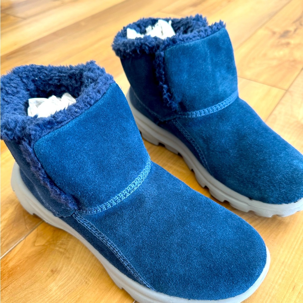 New Skechers On the go boot
